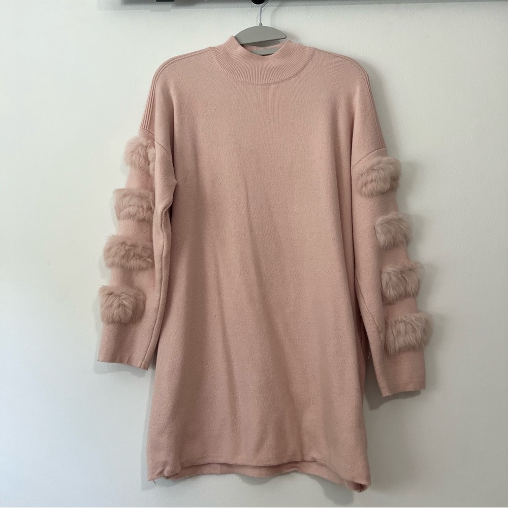 Goodnight Macaroon pink sweater dress